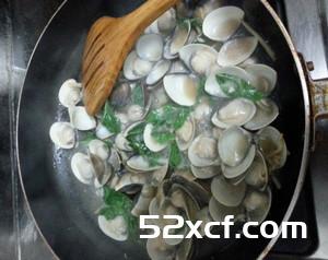塔香蛤蜊的做法