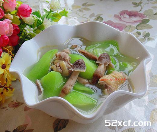 荔枝菌丝瓜土鸡汤的做法