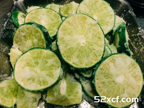 盐渍柠檬的做法