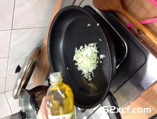 七彩西班牙黄金烘蛋的做法