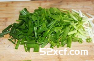肉燥葱油面的做法