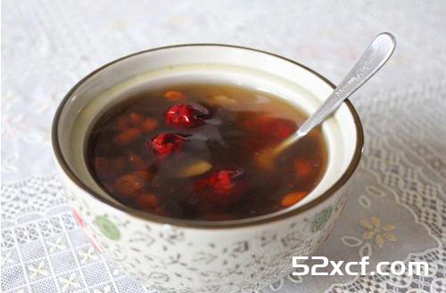 红枣桂圆枸杞茶的功效和饮用技巧