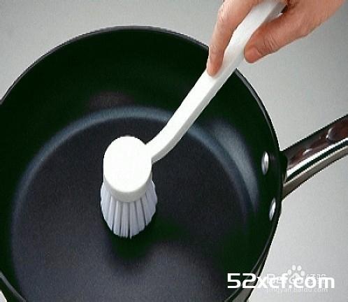 炸鱼不粘锅的方法整合