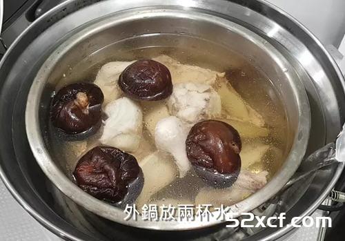 台湾剥皮辣椒鸡汤的做法