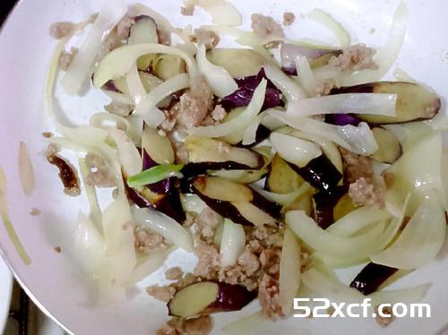 日式茄子味增烧的做法