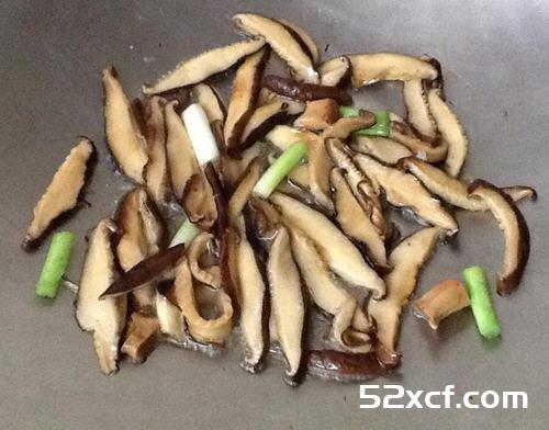 香菇肉羹汤的做法