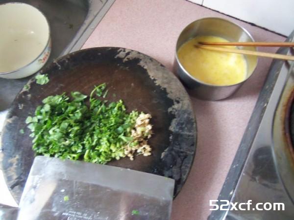 香菜炒鹅蛋的做法