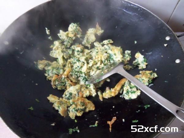 香菜炒鹅蛋的做法