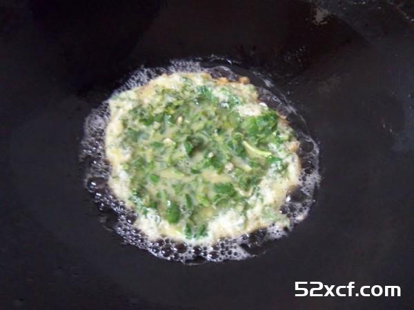 香菜炒鹅蛋的做法