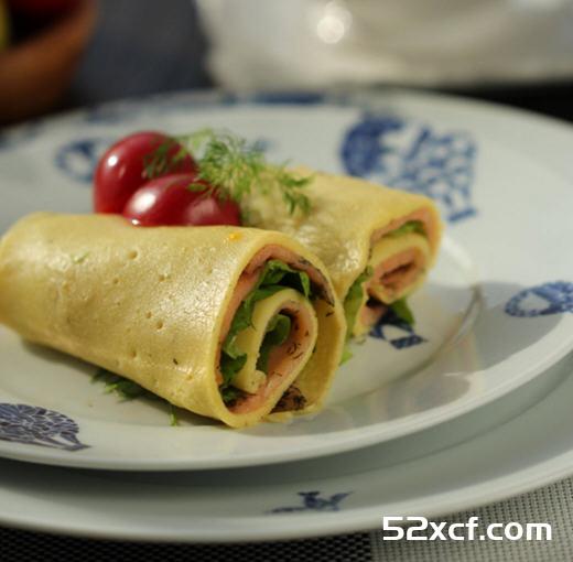 三文鱼鸡蛋卷饼的做法