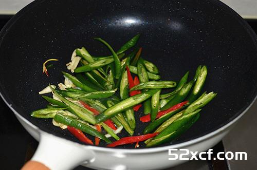 杭椒炒牛柳的做法