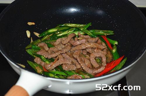 杭椒炒牛柳的做法