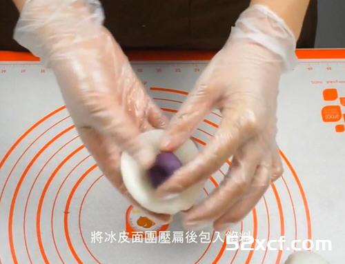 免烤的冰皮荷花酥