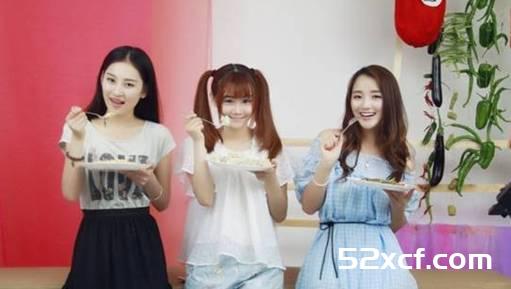 90后最美厨娘照片走红网络
