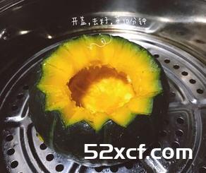 贝贝鸡蛋南瓜盅的做法
