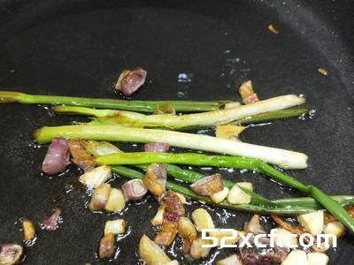 酸甜番茄虾球的做法
