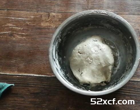 100%纯黑麦面包的做法