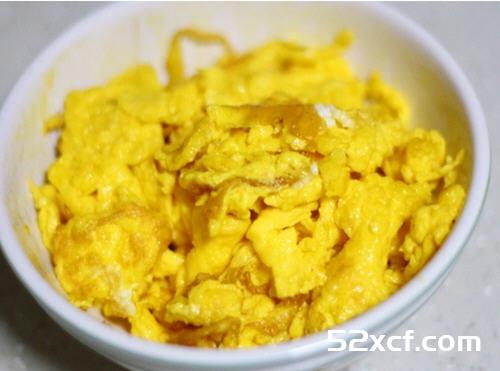 鸡蛋拌三丝的做法