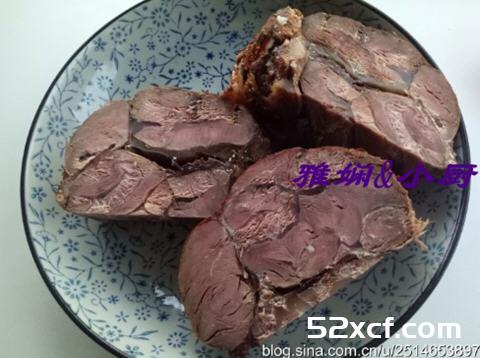 蒸饼卷牛肉的做法