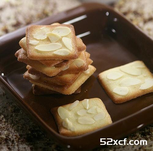 君之杏仁瓦片酥的做法