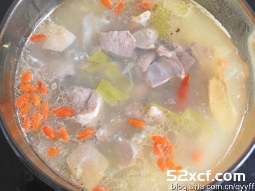 清香羊肉滋补锅的做法