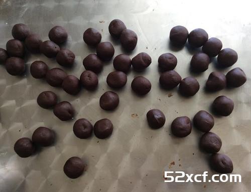巧克力裂纹饼干的做法