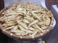 酱油腌嫩姜的做法_图解酱油泡嫩姜怎么做好吃-我爱下厨房