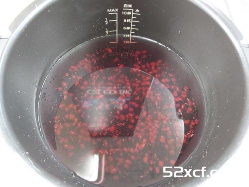 飞利浦万用锅煮红豆紫米粥的做法