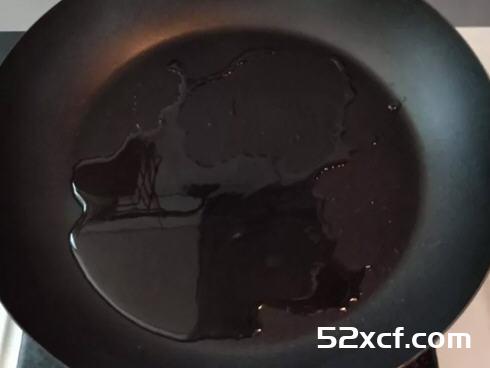 港式滑蛋香肠饭