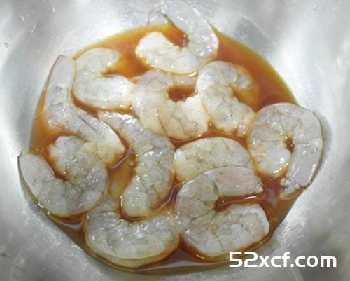 干烧虾仁的做法