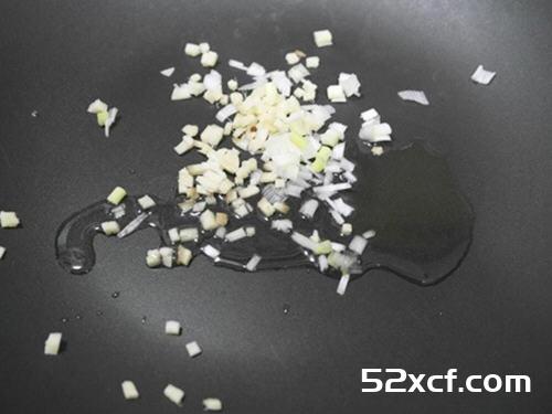 干烧虾仁的做法