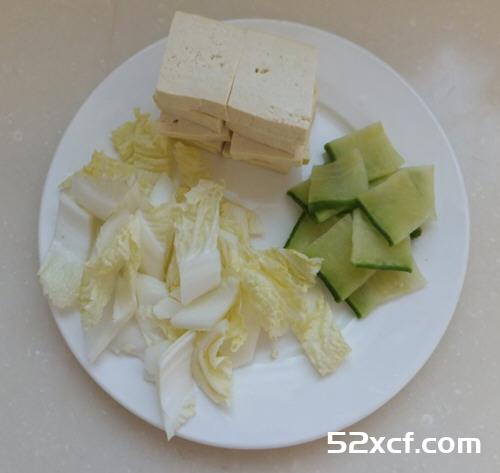青萝卜白菜豆腐汤的做法