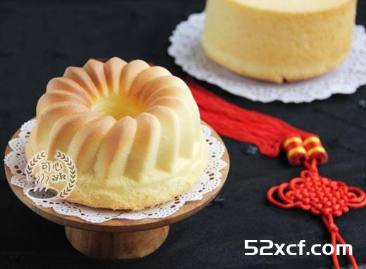 如云朵般柔软的百香果蛋糕
