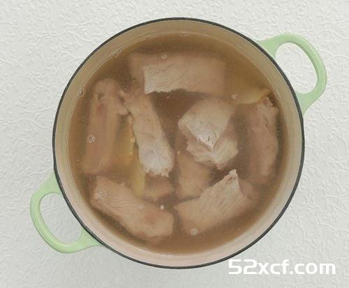 四神排骨汤的做