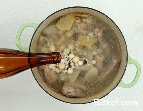 四神排骨汤的做