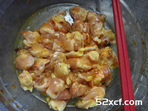 鸡软骨黄瓜花披萨的做法