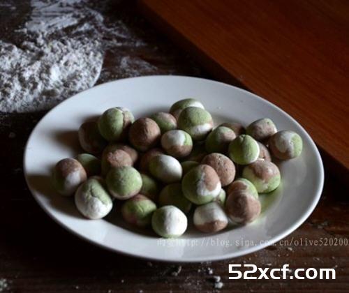软糯Q滑的三色汤圆