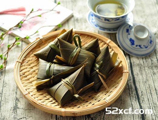 照烧鸡腿蛋黄粽子