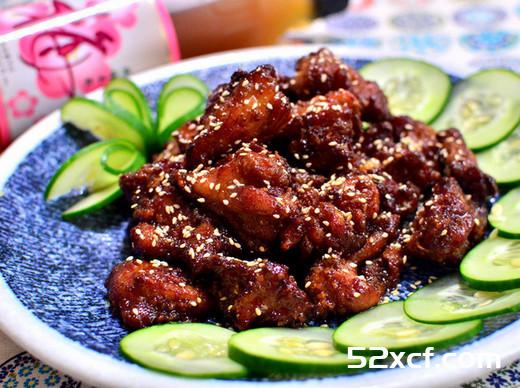 梅汁芝麻鸡丁的做法