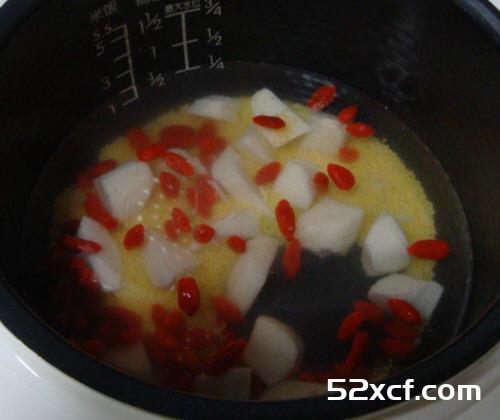 山药枸杞小米粥电饭煲