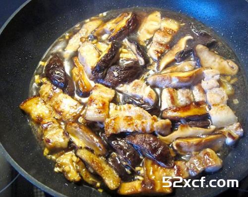 酱烧香菇五花肉的做法