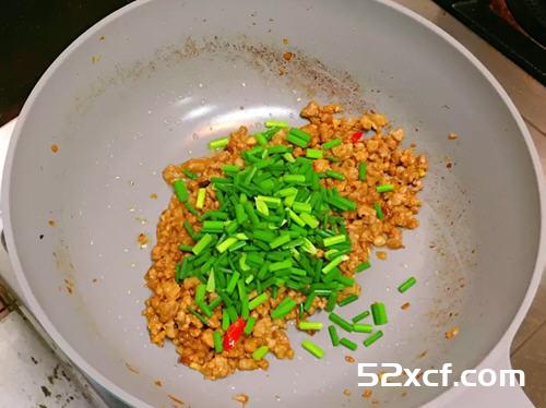 台湾小炒苍蝇头的做法