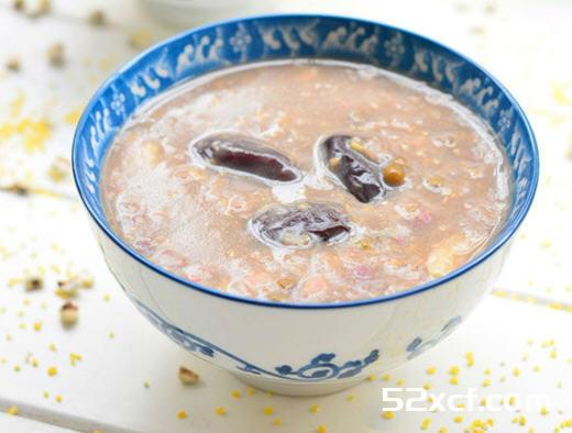 八宝粥电饭煲版的做法