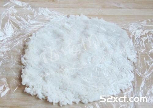 剩米饭做番虾锅巴