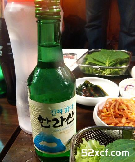 韩国济州烤黑猪肉等特色小吃欣赏