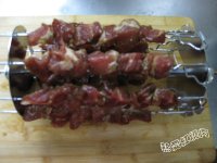烤猪肉串的腌制方法