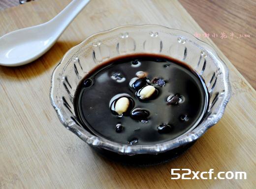 三黑莲子粥的做法