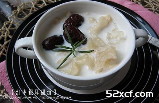 红枣银耳甜汤的做法