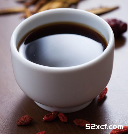 四物滴鸡精的做法