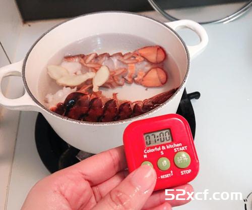 流水席龙虾沙拉的做法